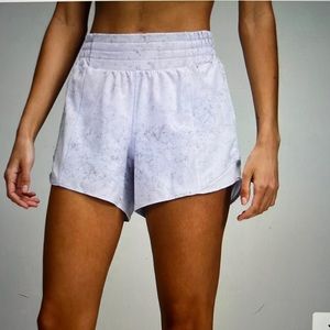 Lululemon Hotty Hot Short High Rise